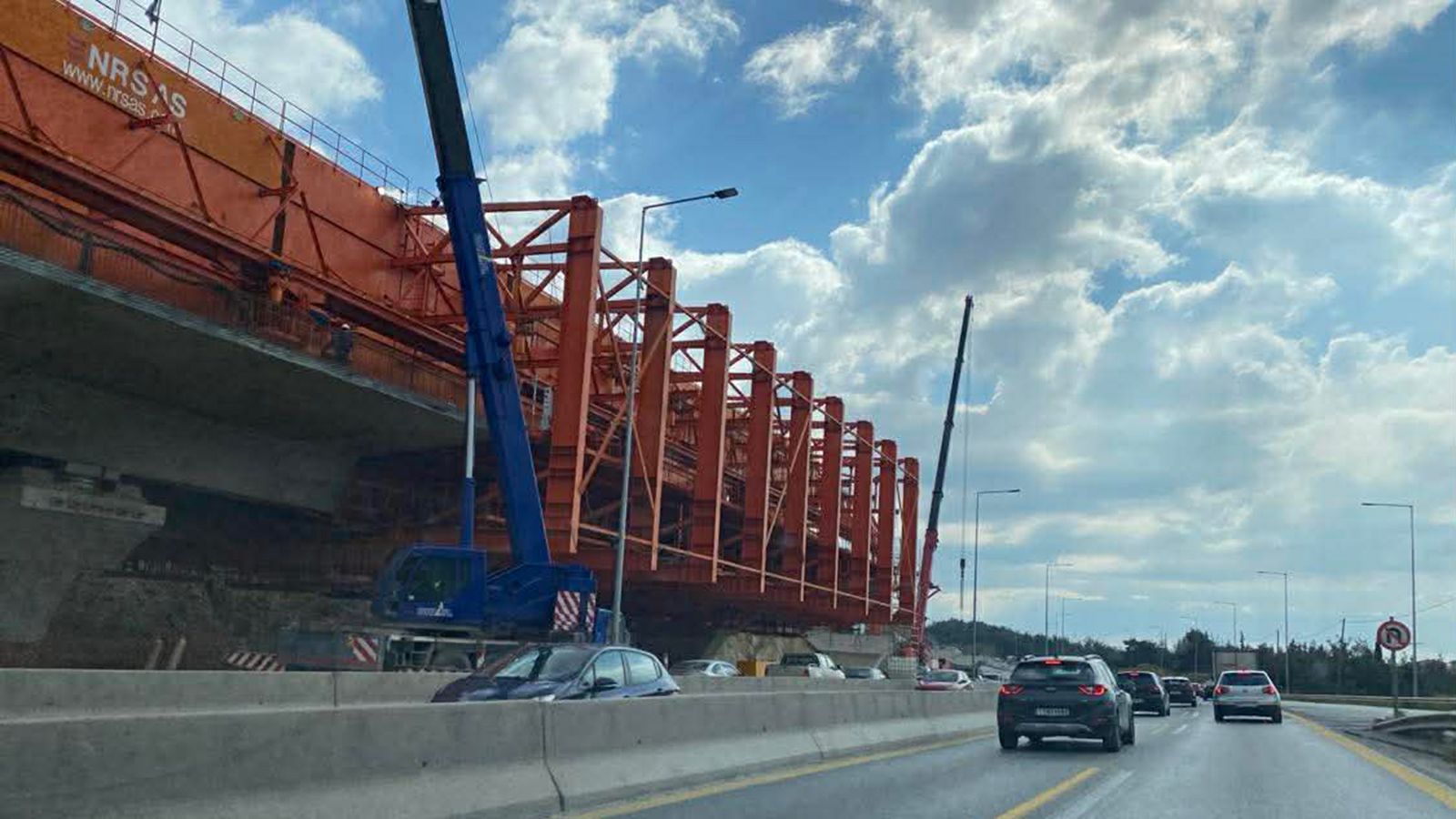 Χ. Δήμας: «Στο 50% η πρόοδος κατασκευής του Flyover»